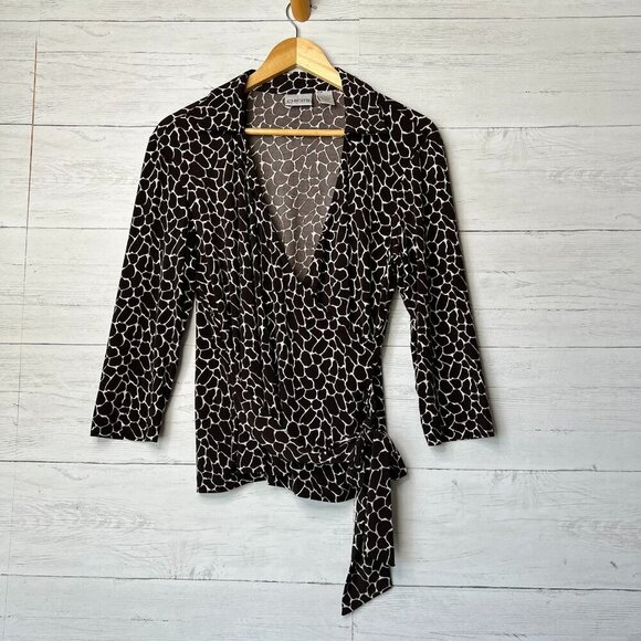 Chicos Blouse Womens Size 1/M Giraffe Print Faux Wrap Long Sleeve Contemporary - Picture 1 of 15